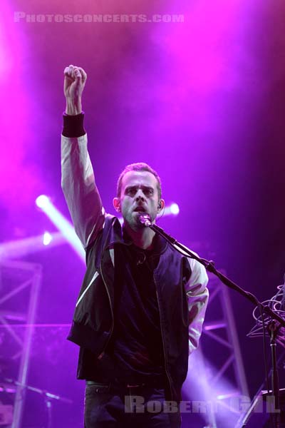 M83 - 2016-06-24 - PARIS - Hippodrome de Longchamp - Bagatelle - 